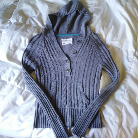 Gray Aeropostale Sweater - Picture 1 of 5